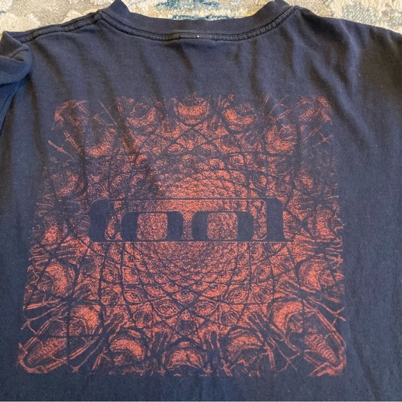 VTG Tool band shirt - Picture 12 of 14